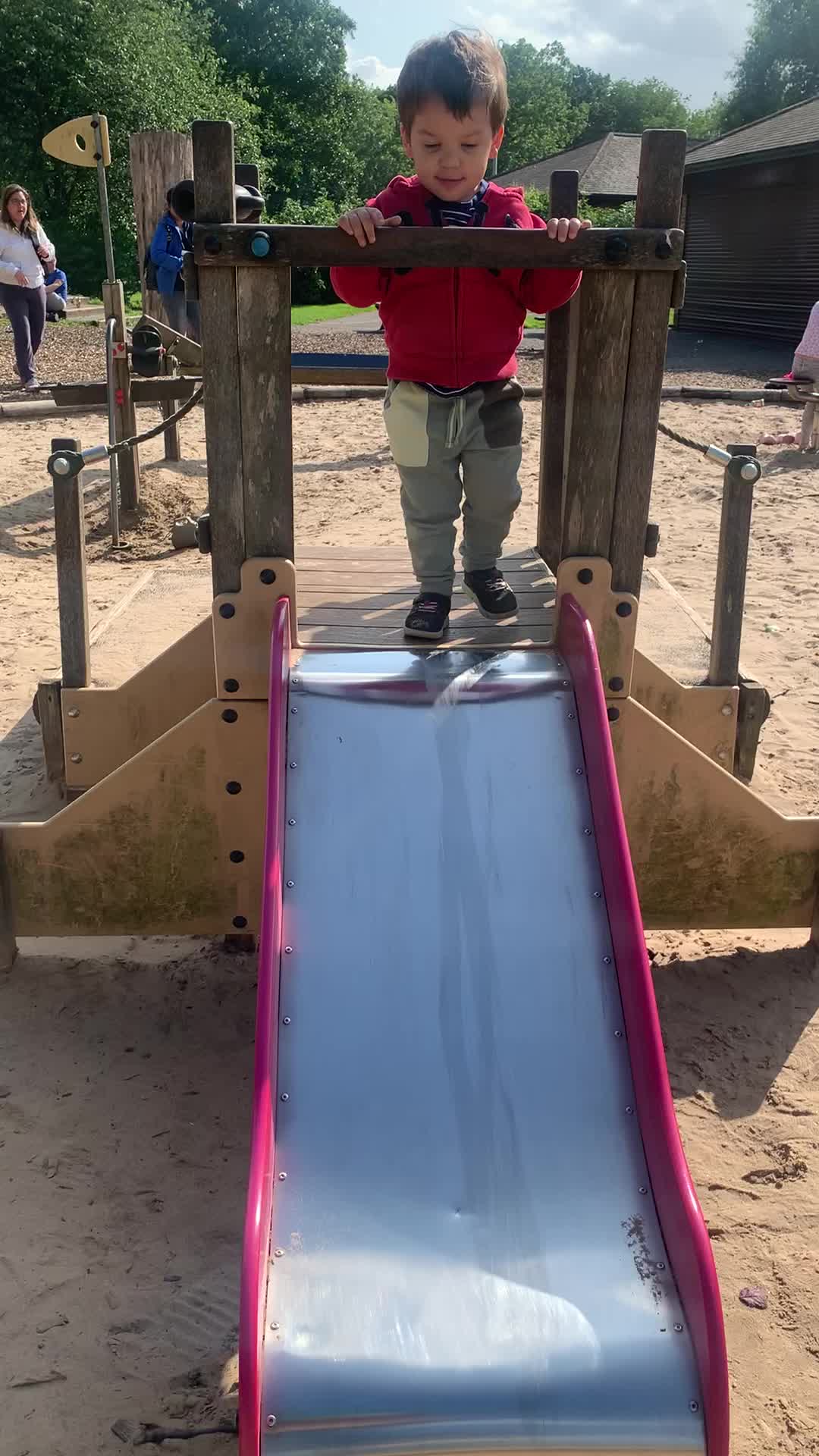 @Pequeño Lewis
