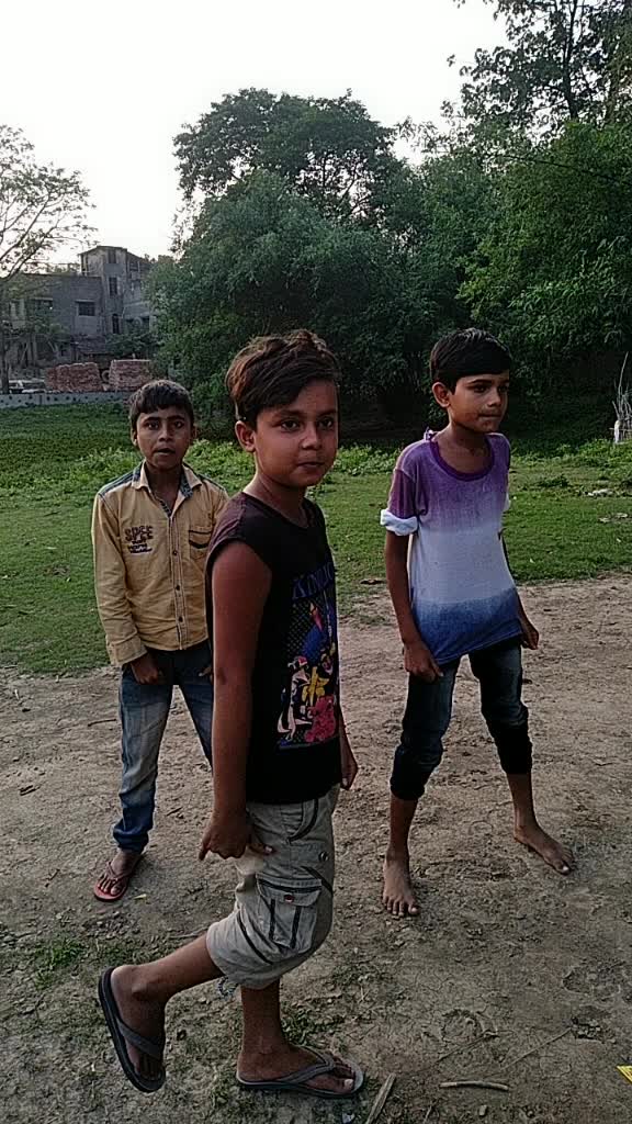 @Ujjal Sk