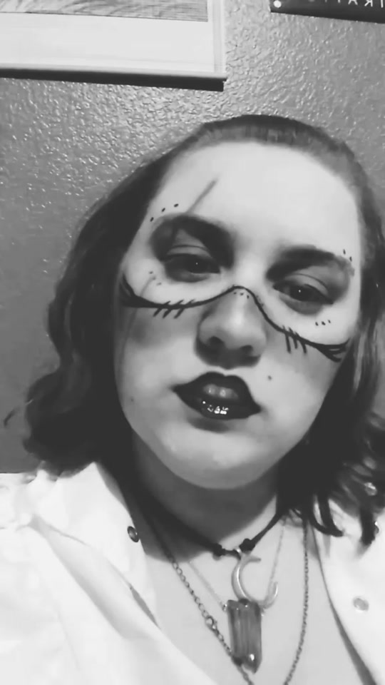 @MoonieMoonbeam