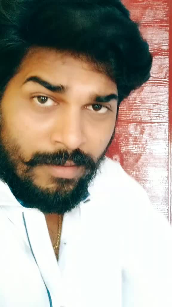 @iamDiNeSh
