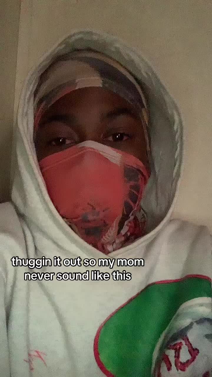 @𖣂