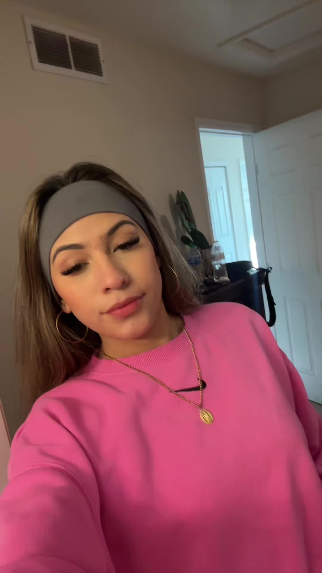 @Ayelyg