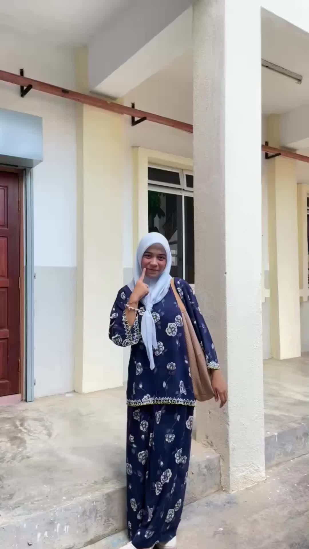@iris