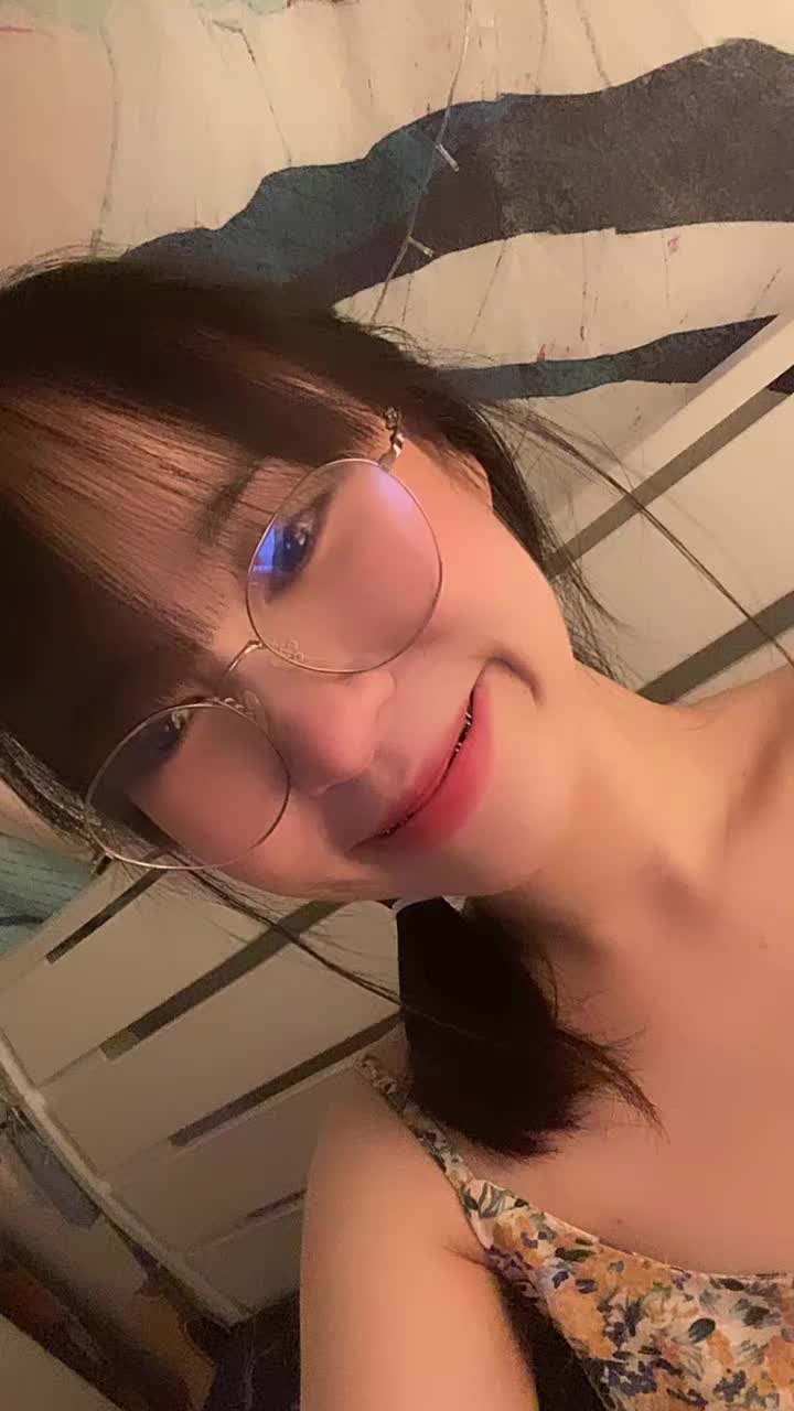 @จนิส