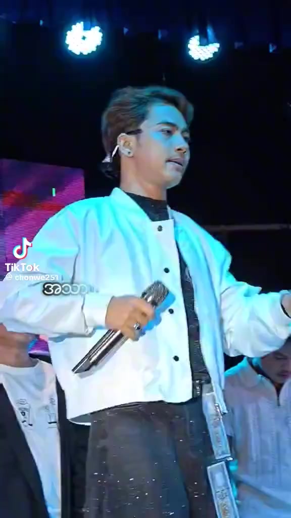 @Aung Za Bu