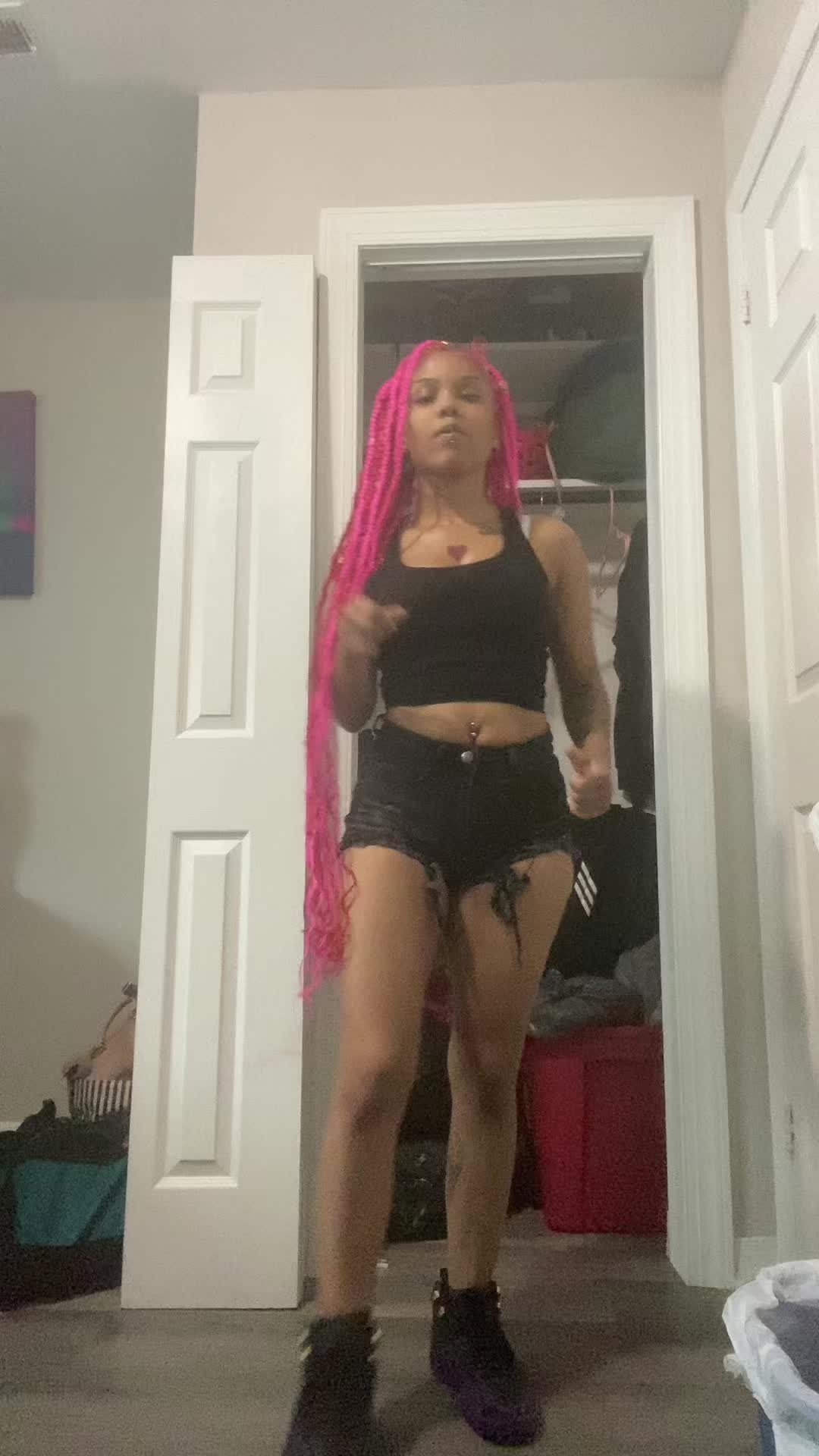 @Joliyannaaa