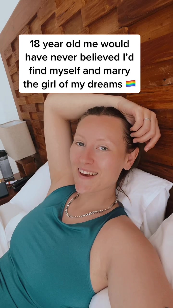 @BellaAndBecca