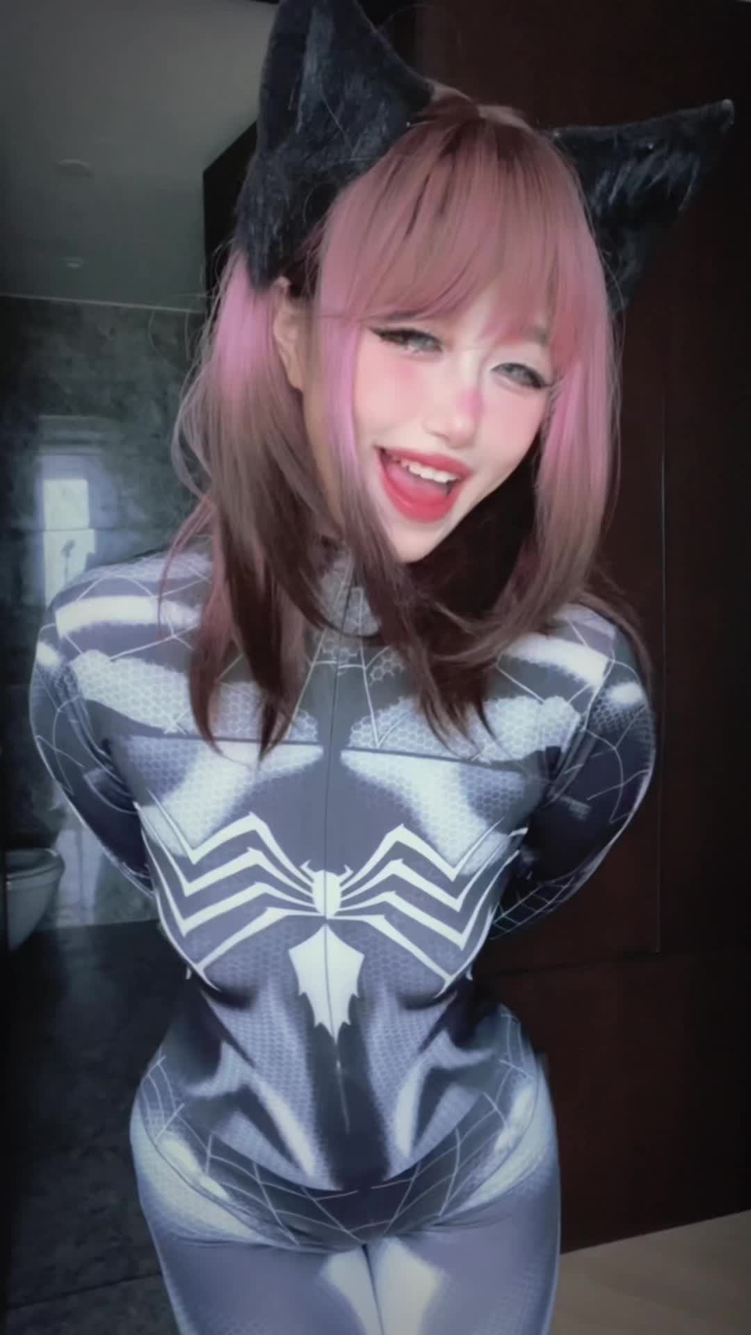 @In&egrave;s🐰🦄