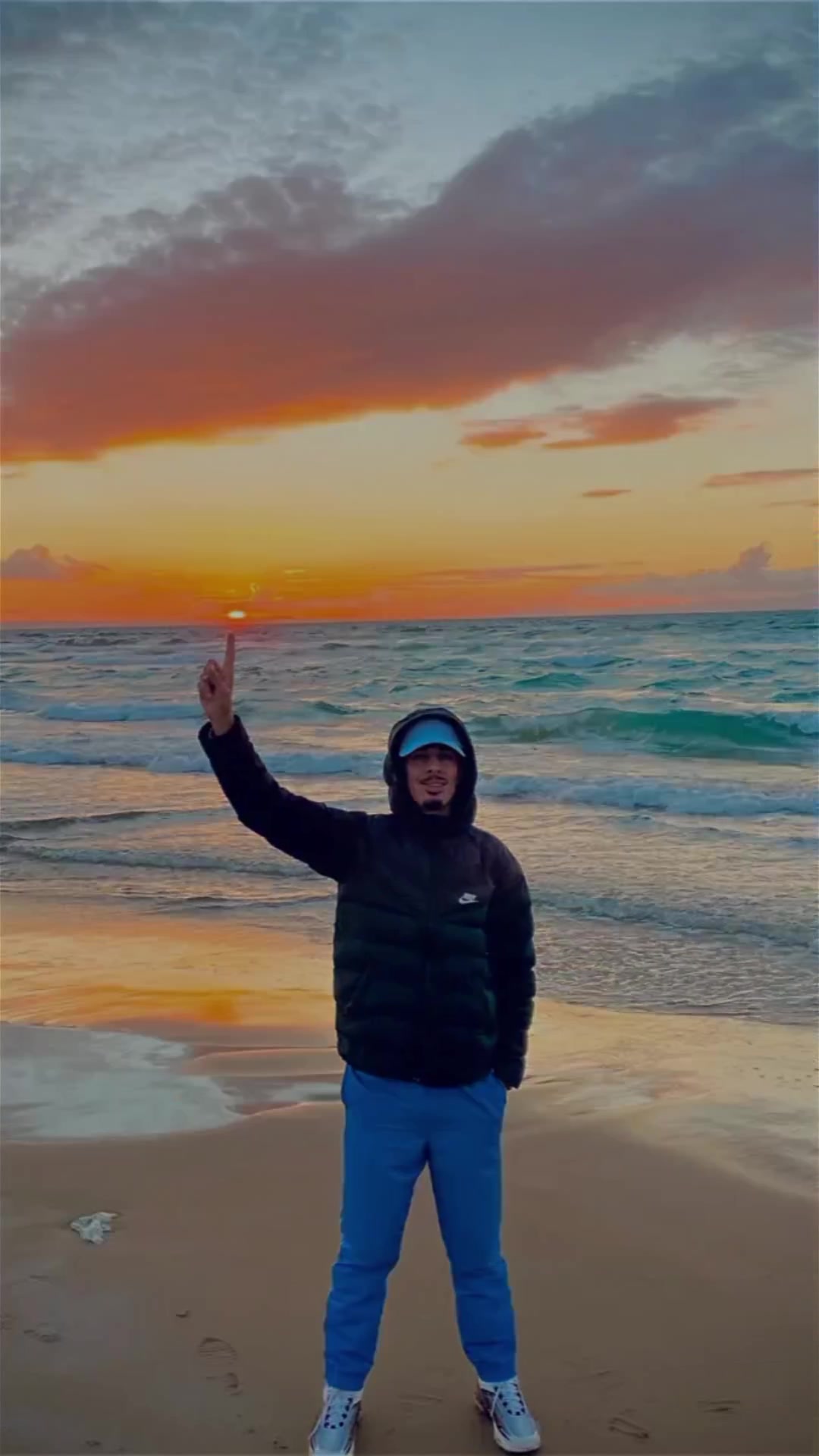 @🐬💙𝗿𝗮𝗳𝗶𝗸 𝗿𝗲𝗰𝗼𝗿𝗱🧡