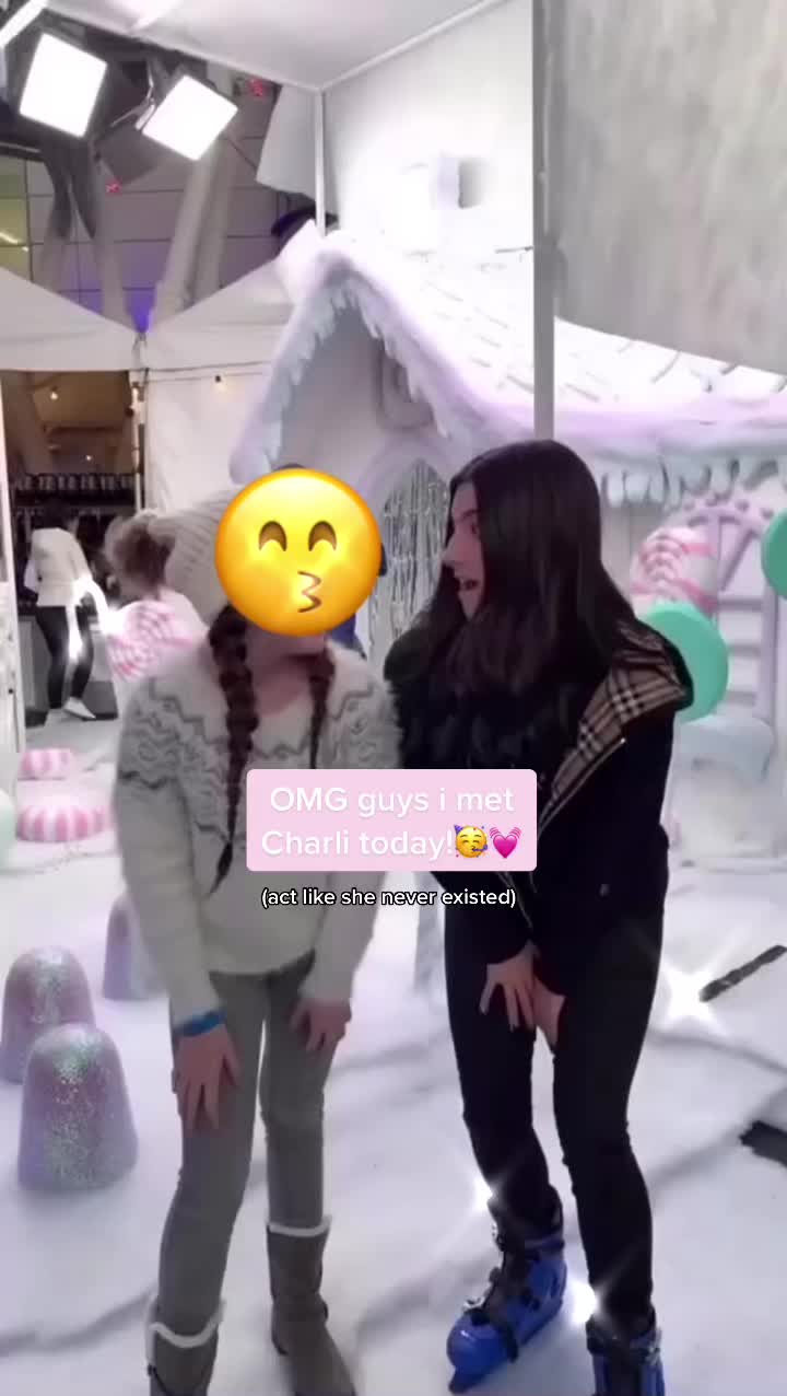 @Charli🥺🐚💕