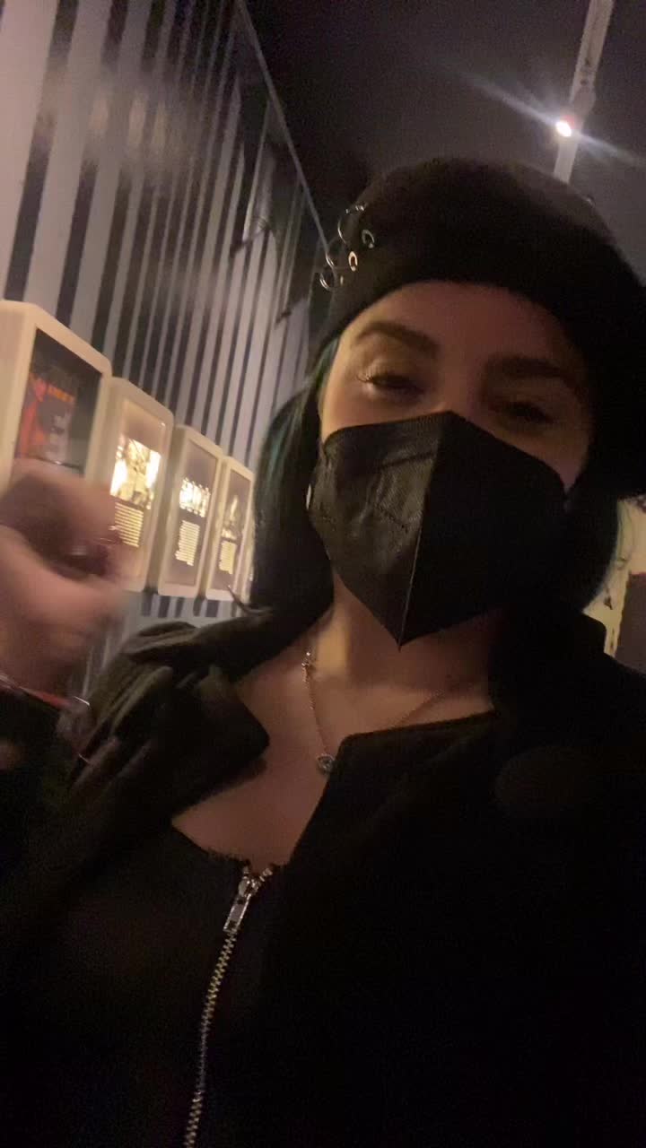 @NeyshaMichelle🖤