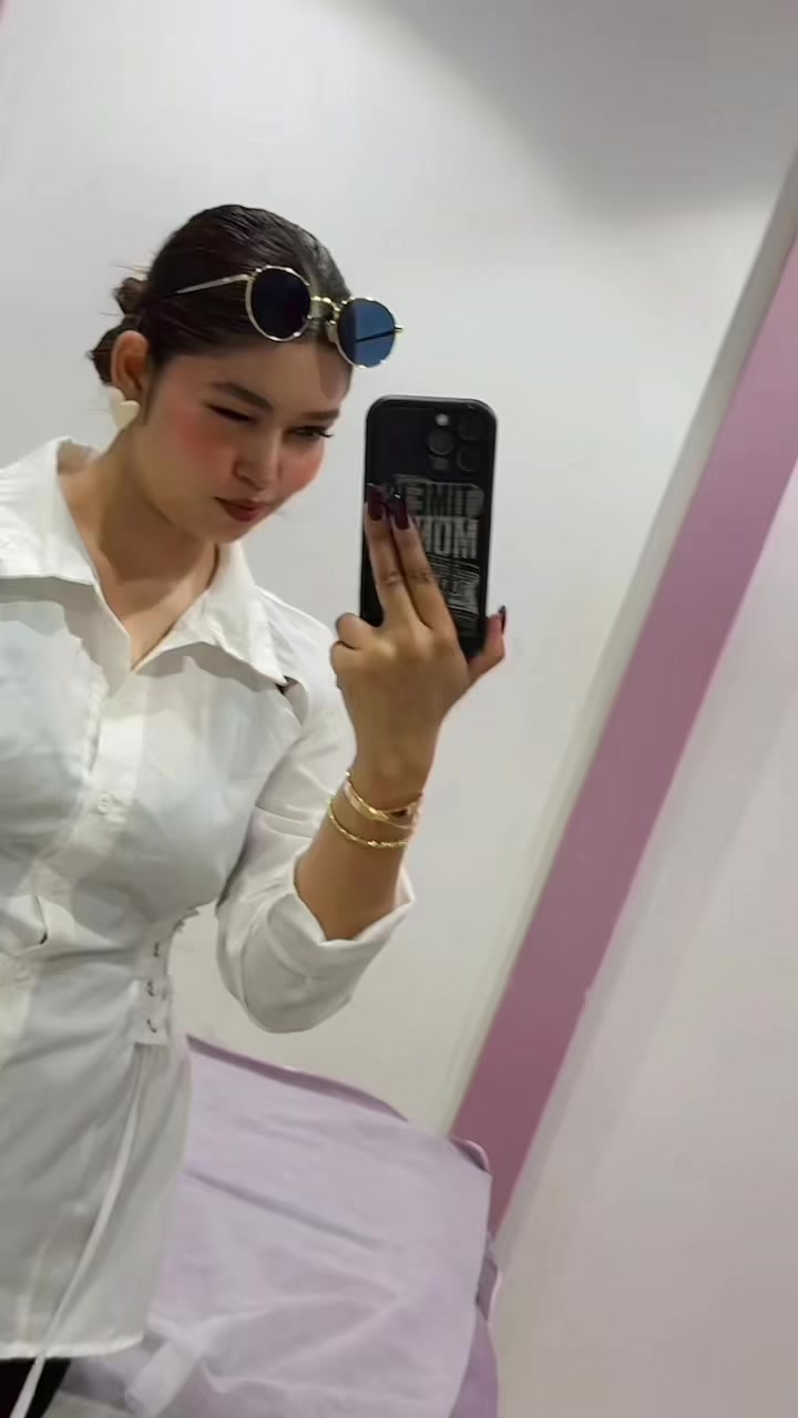 @Aliza rasaily 😍😍🇳🇵to 🇦🇪
