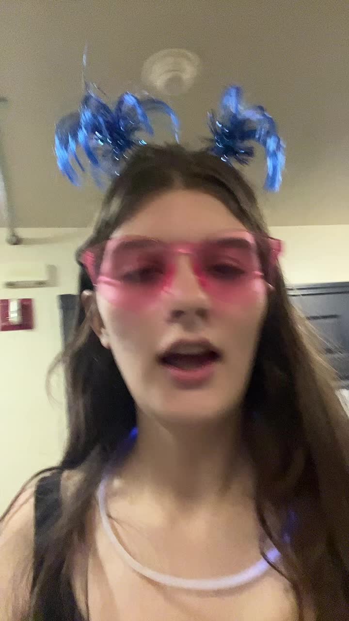 @Lauraa