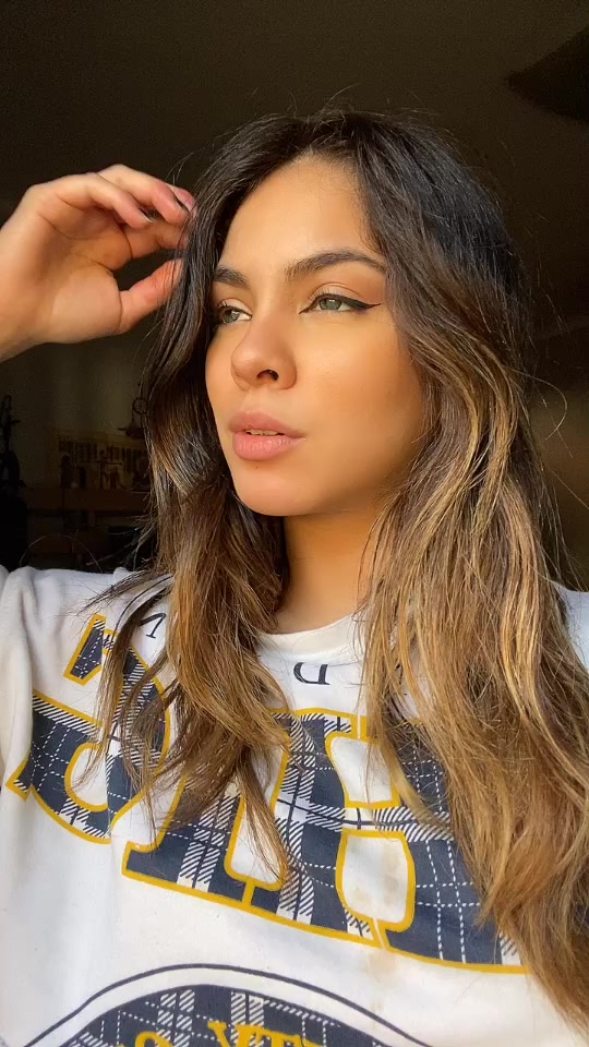 @Anahi García