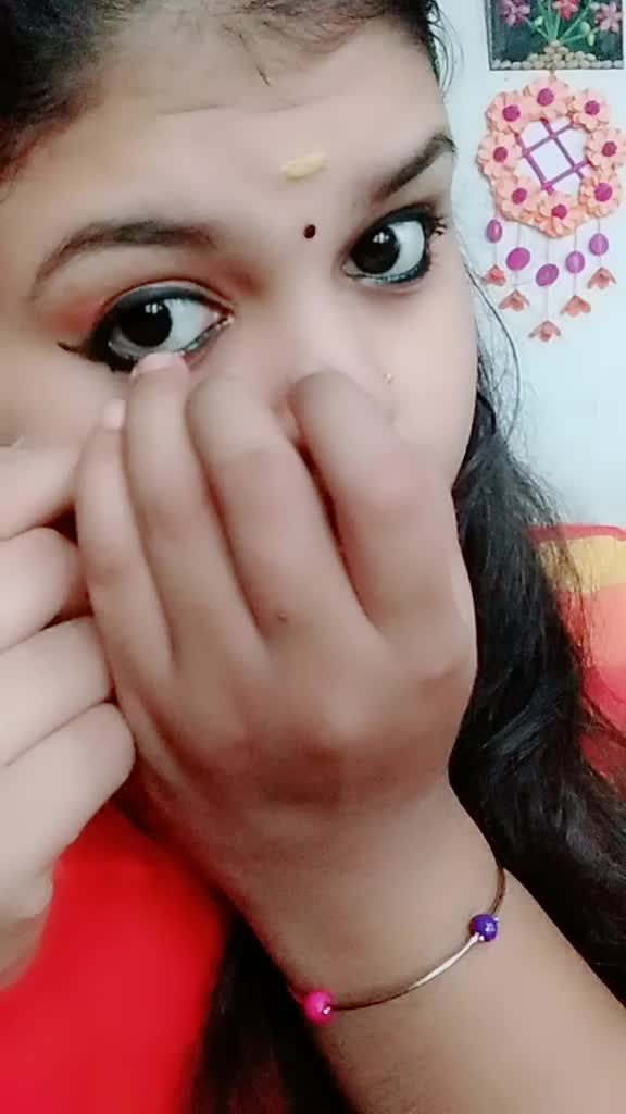 @varsha_ponnuss