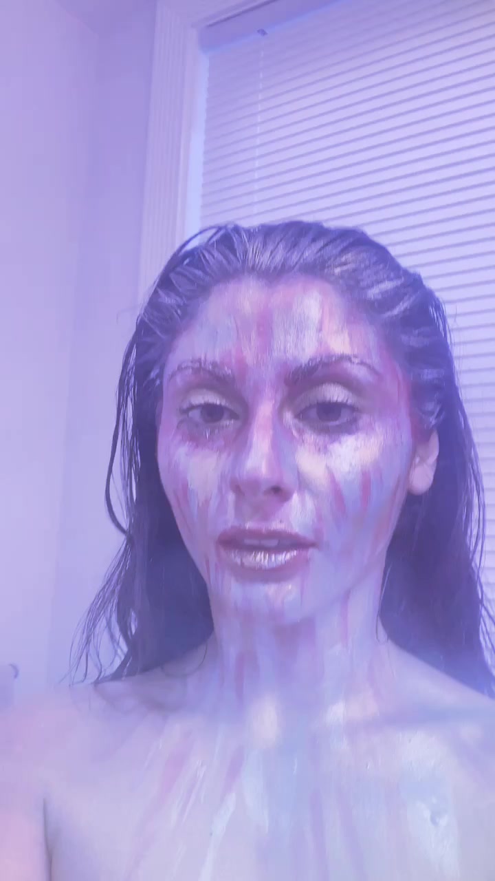@simona_monet