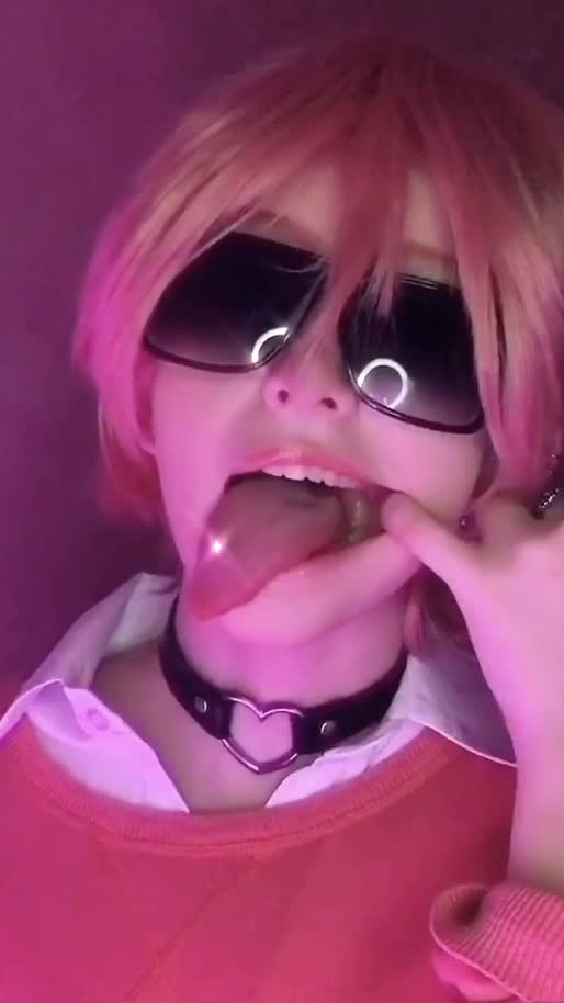 @freakiiielf