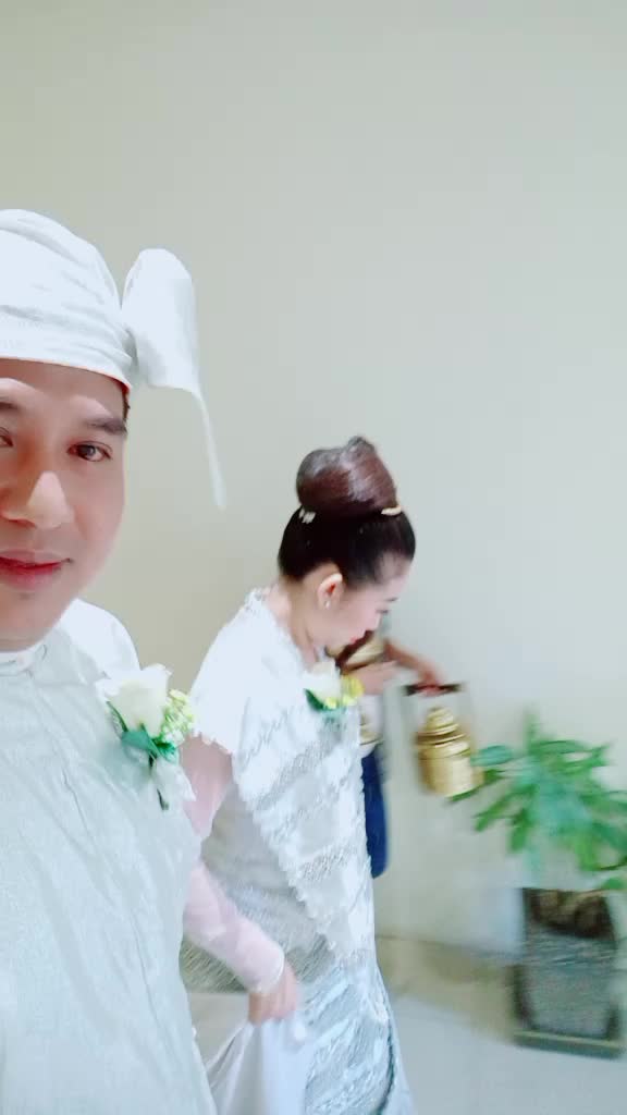 @KO Naing ๐ค ๐ ๐ค