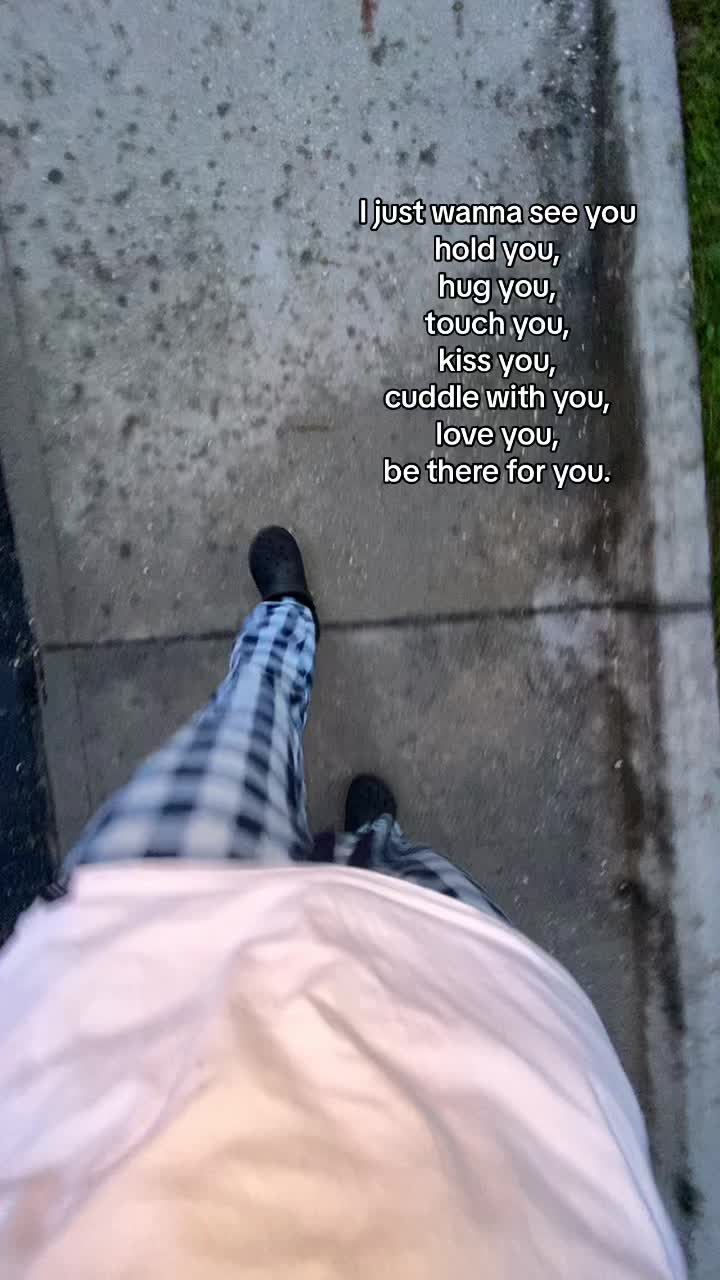 @✩