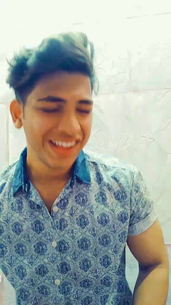 @hug_me_iam_arbaazian
