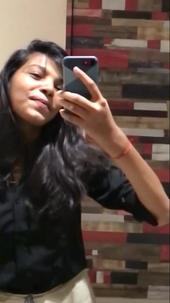 @Diya Mahyavanshi♠️