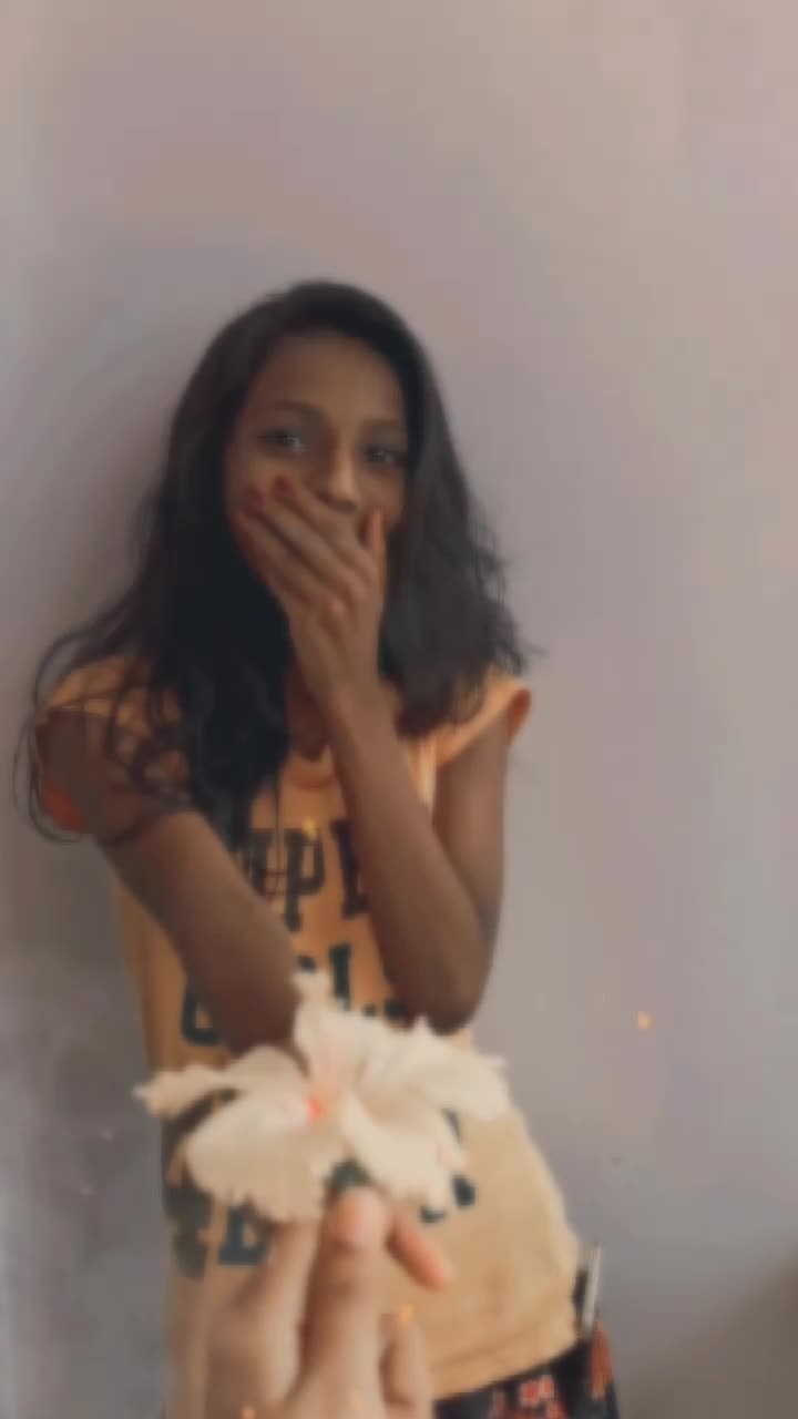 @_chaithra_