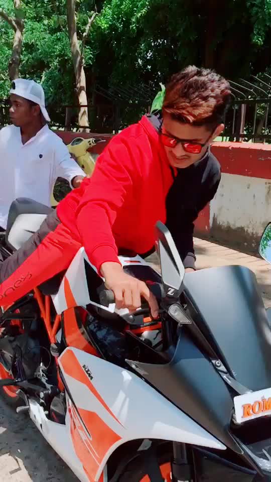 @ad_roman__memon