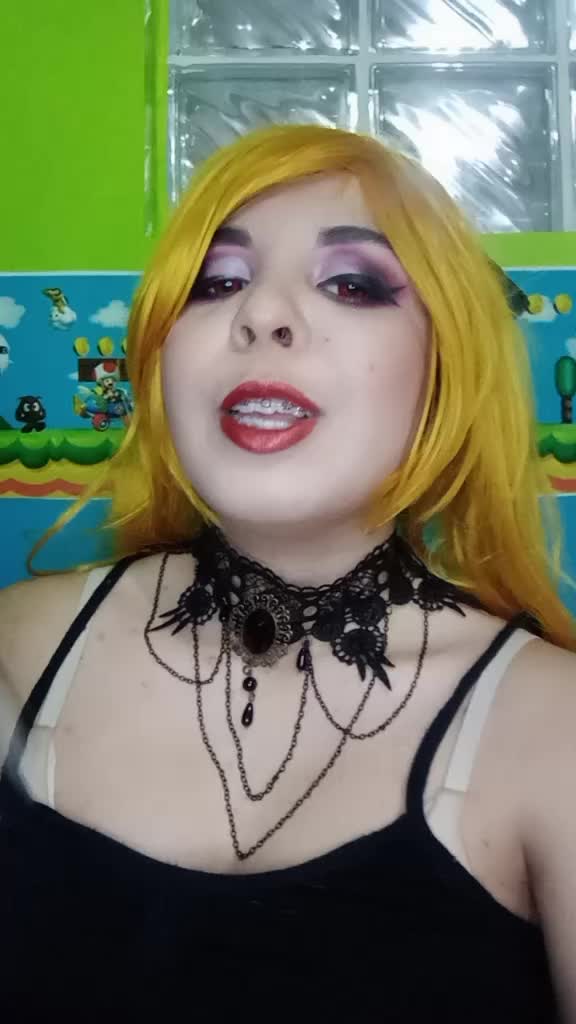 @EmoAmyGirl