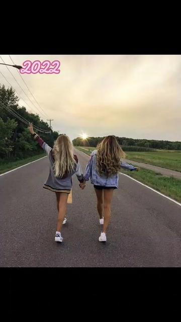 @Noémi