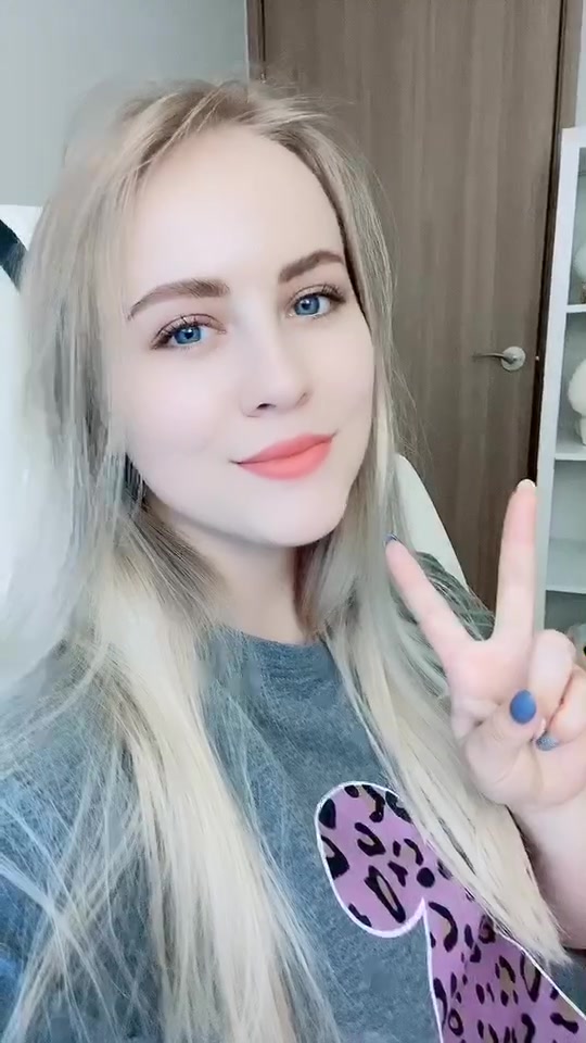 @폴리나 레만