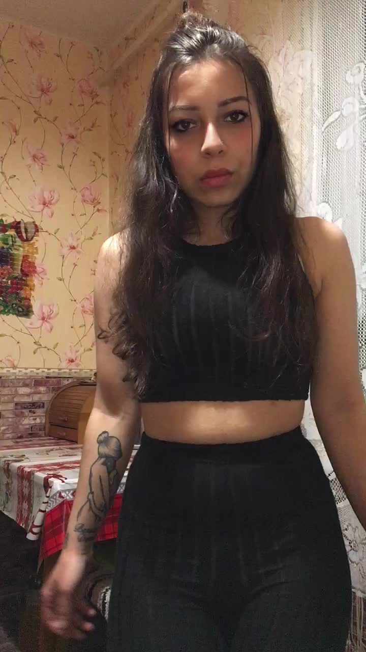 @Szimi🦋🖤