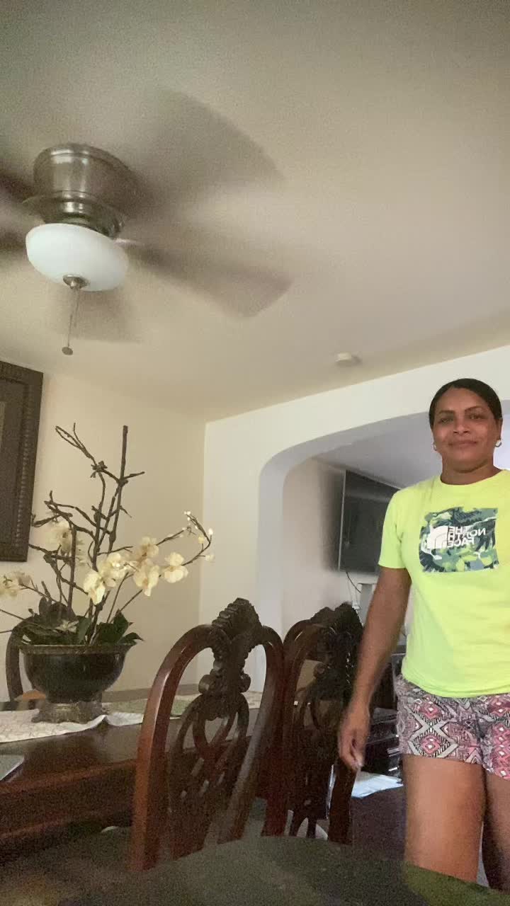 @AndreinaD
