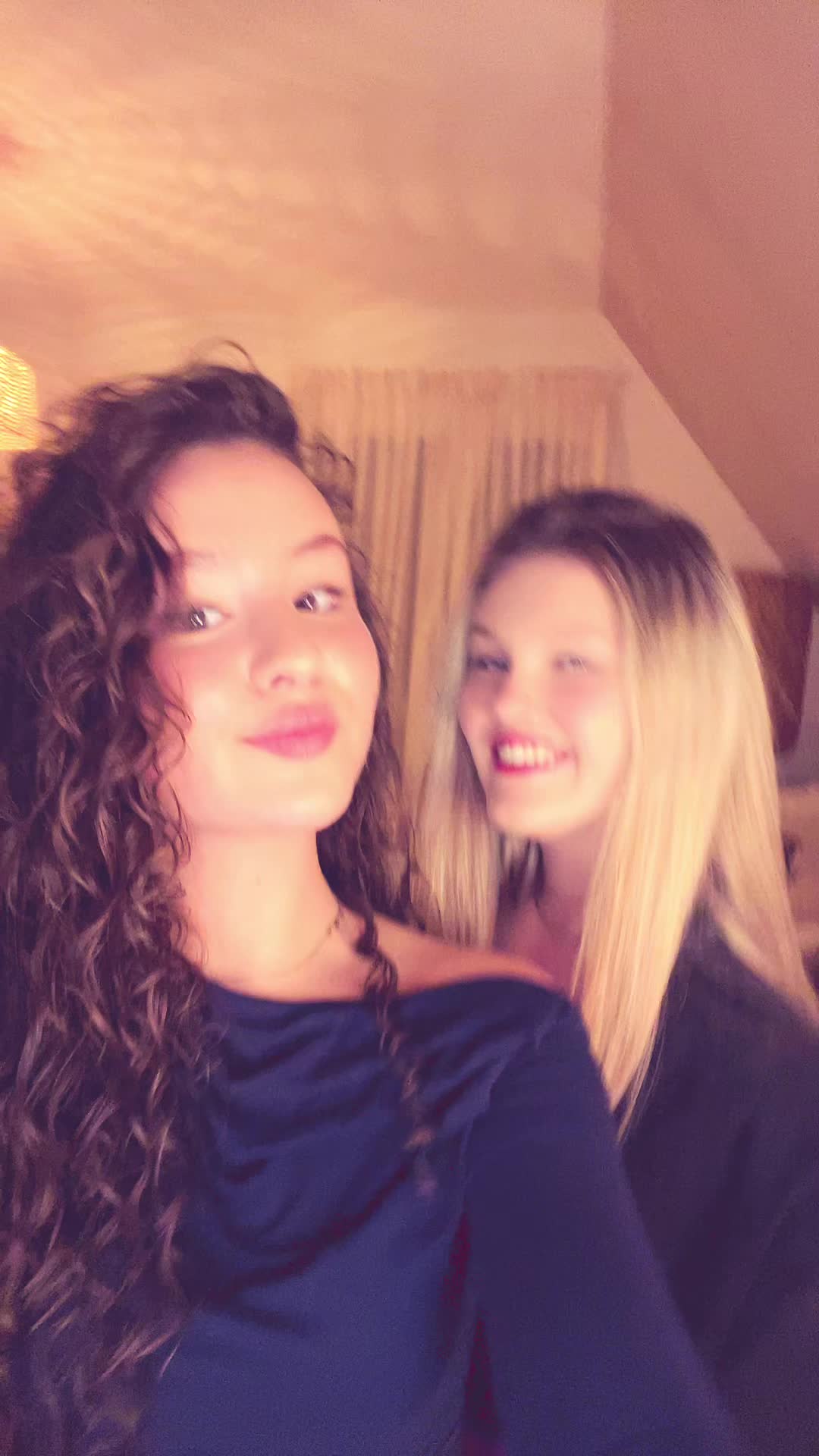 @fennaelizabeth