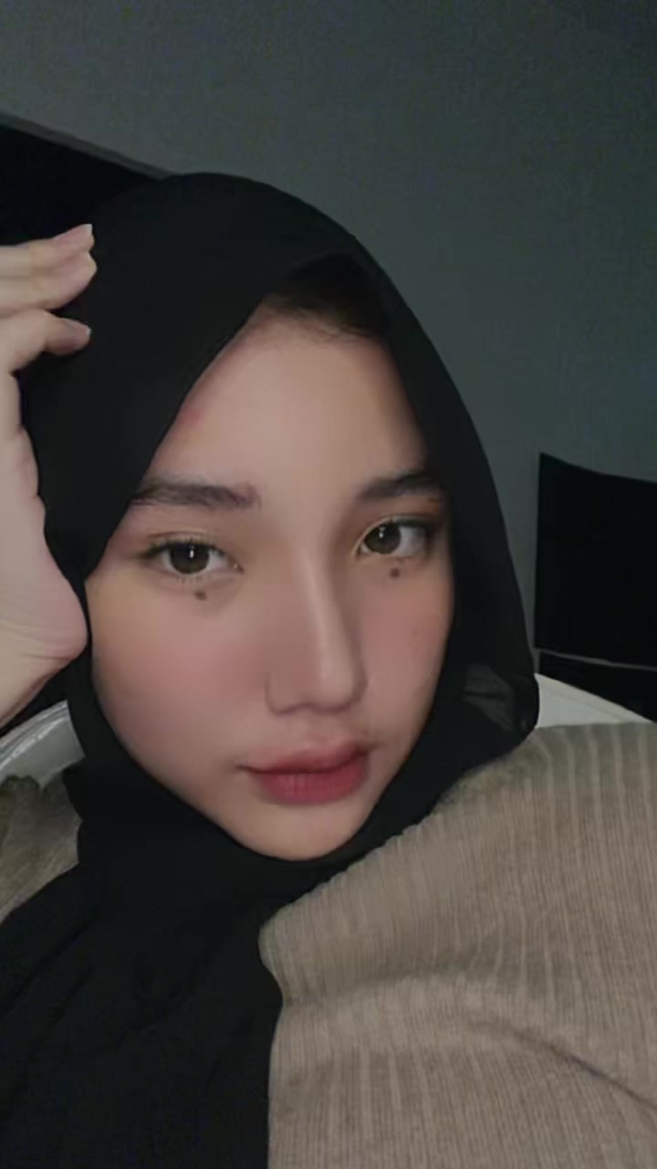 @naila kanaya
