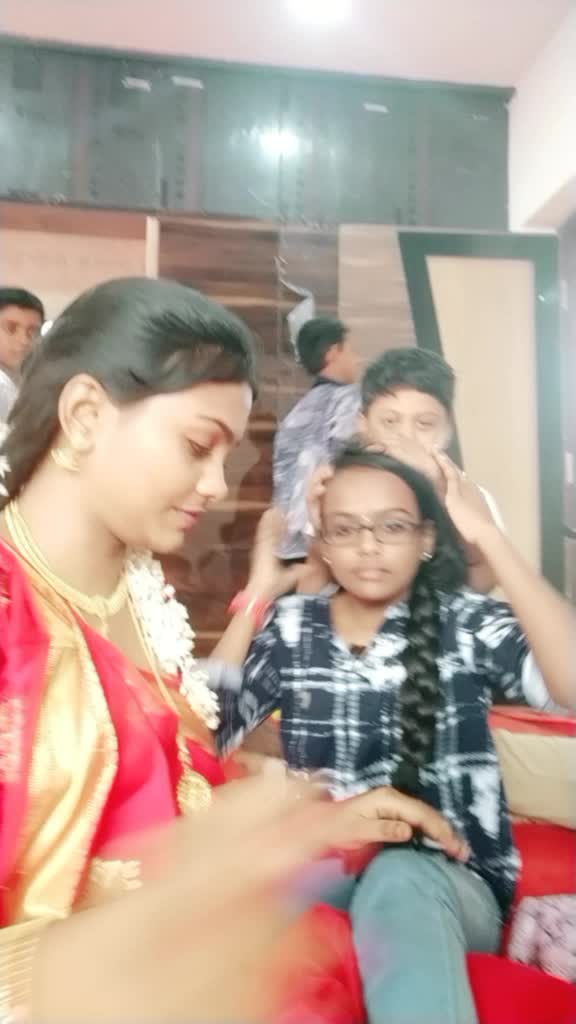 @sanகீ