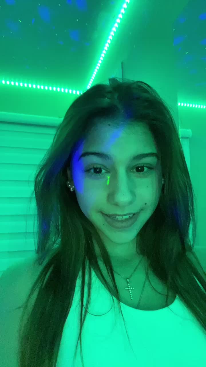 @carlie