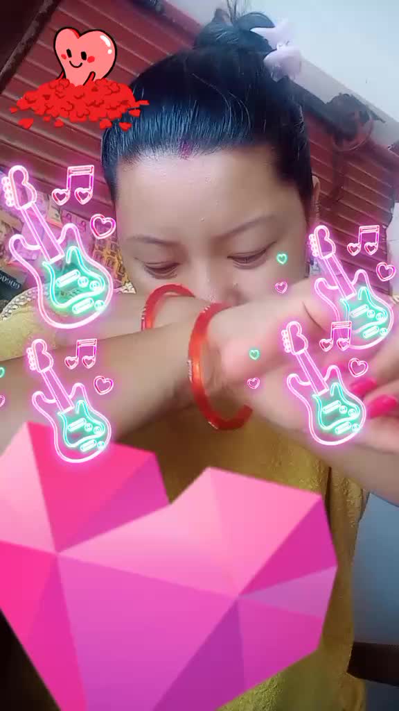 @janujanu