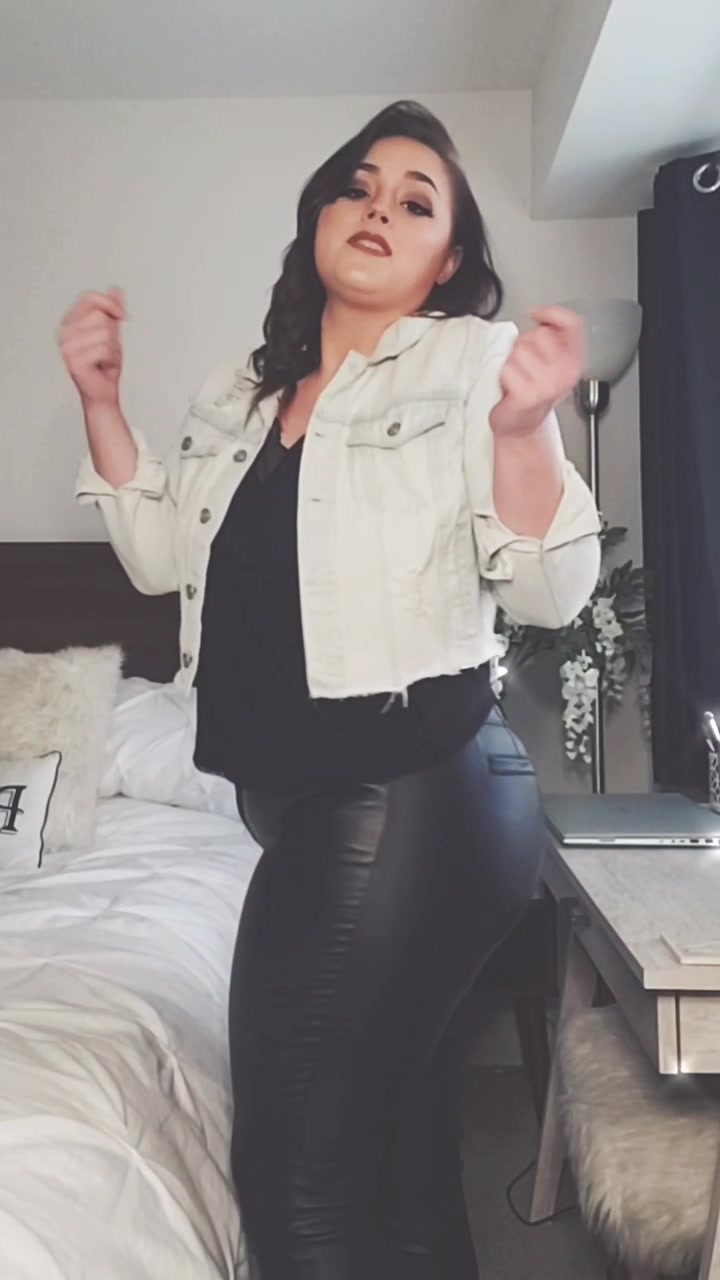 @Nicole🤍✨️