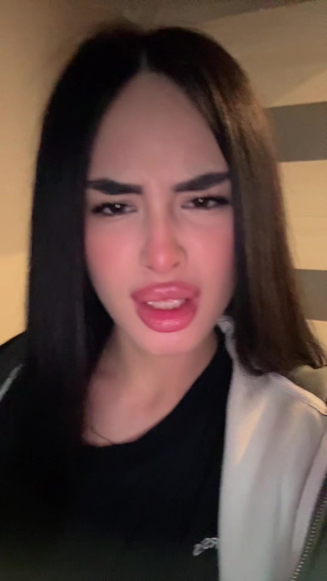 @𝐌𝐬.𝐌𝐈𝐑𝐀🤍