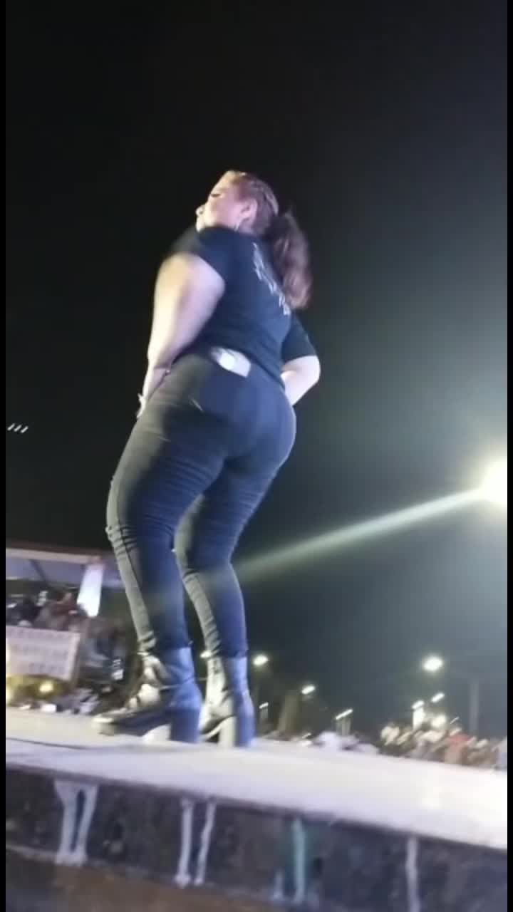 @Karla Berroterán