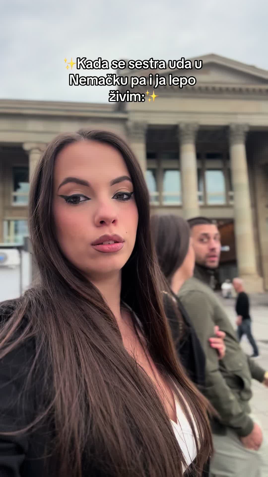 @Twinsicee