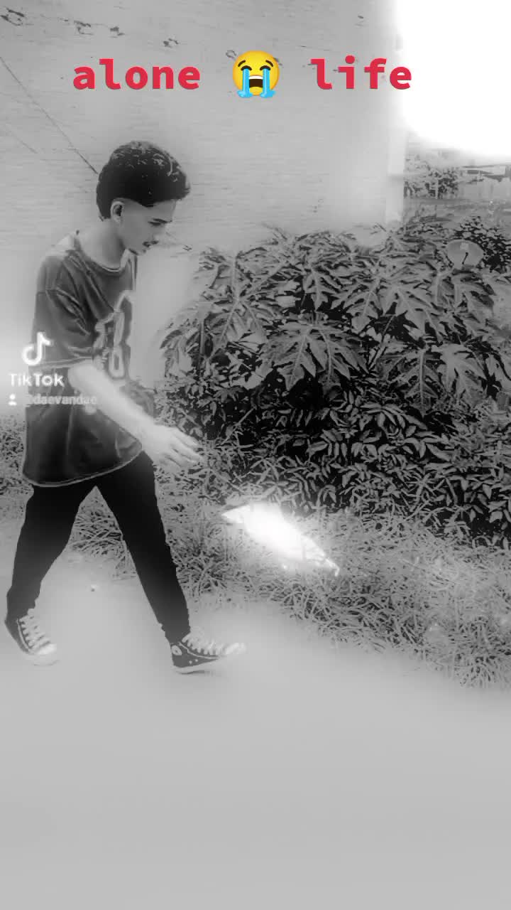 @| (• ◡•)|𝑩𝒊𝒌𝒌𝒊 𝒌𝒊𝒏𝒈💗