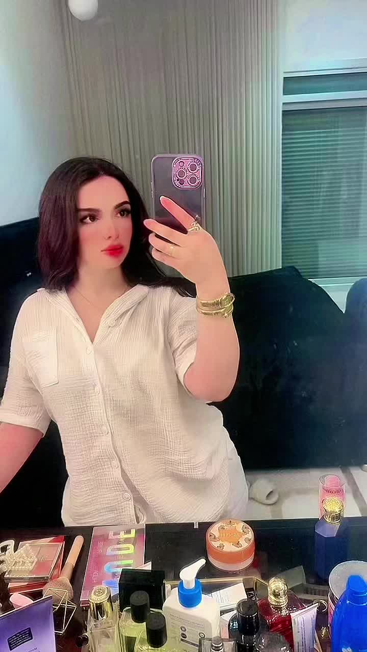 @Angelina
