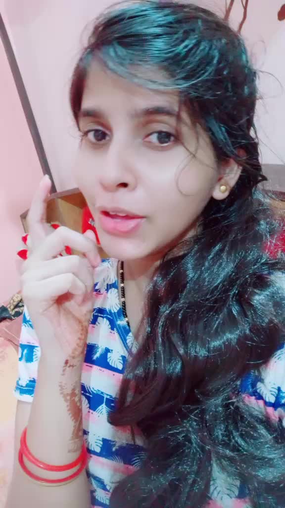 @Ellyna Pati