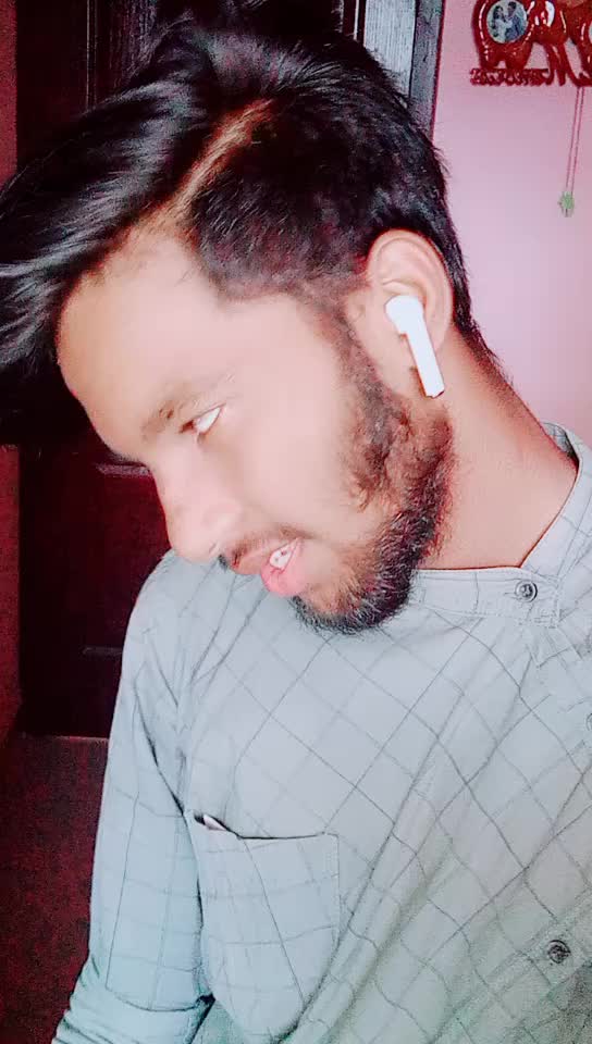 @lovely vicky