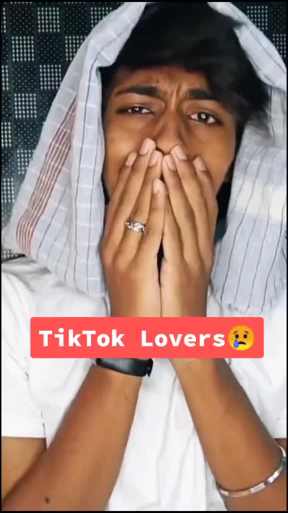 @𝓡𝓸𝔀𝓭𝔂😜