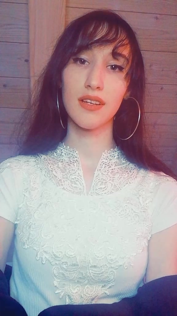 @Sof🖤🌸