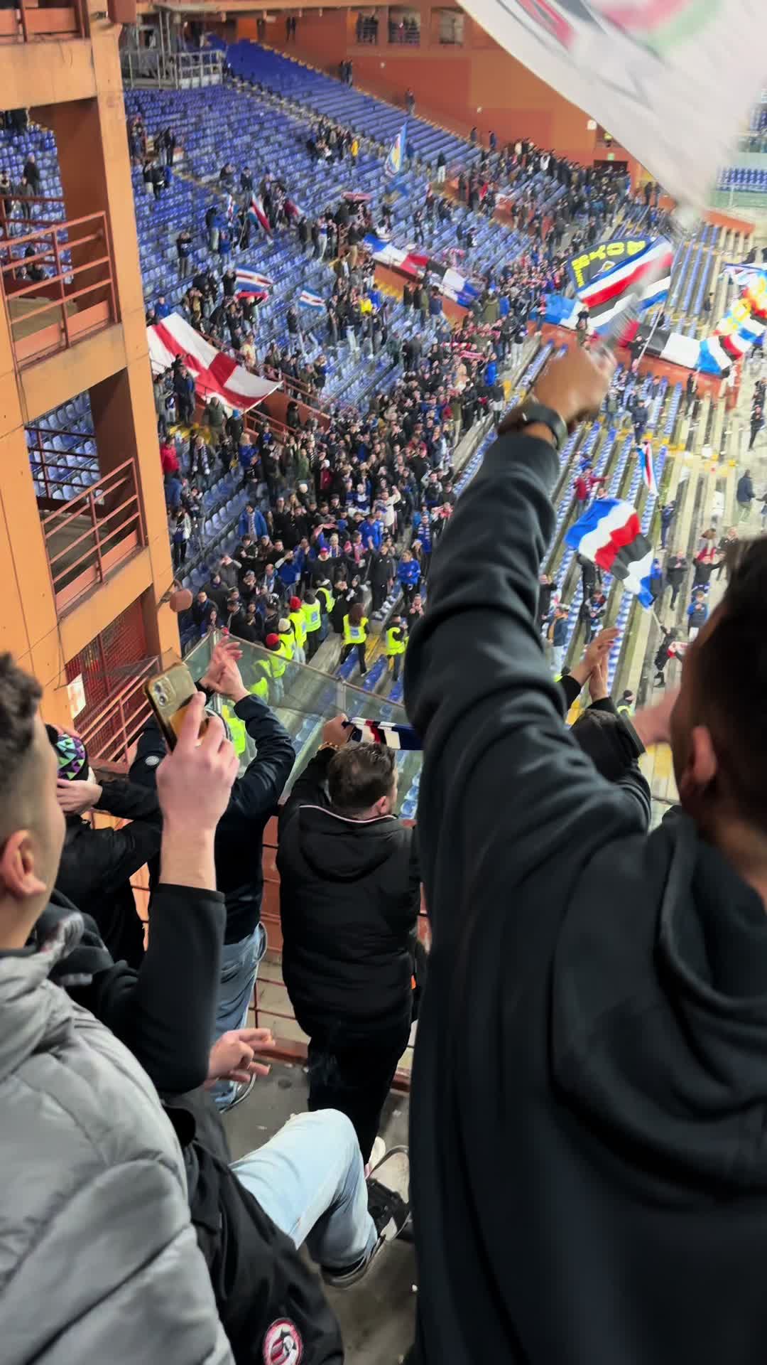 @Ultras Bari