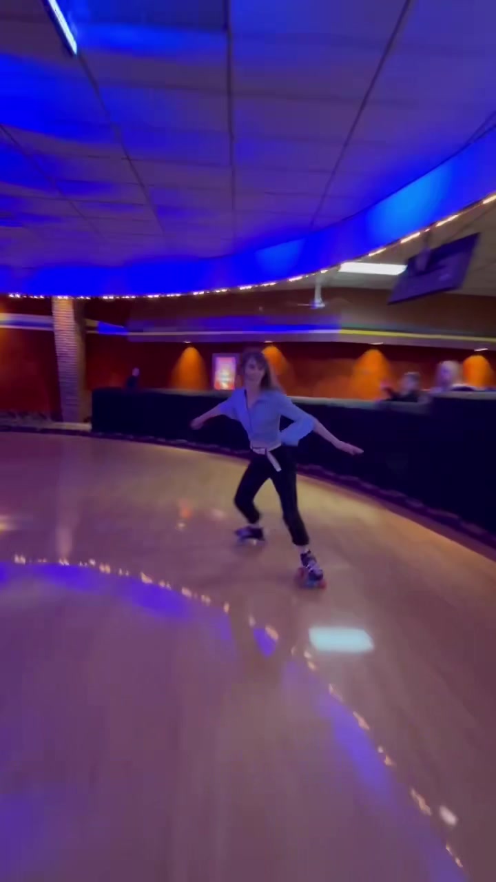 @retro_skater_girl