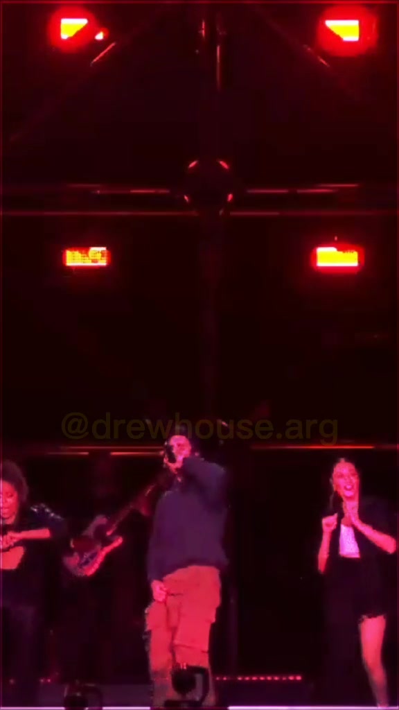 @drewhouse.arg